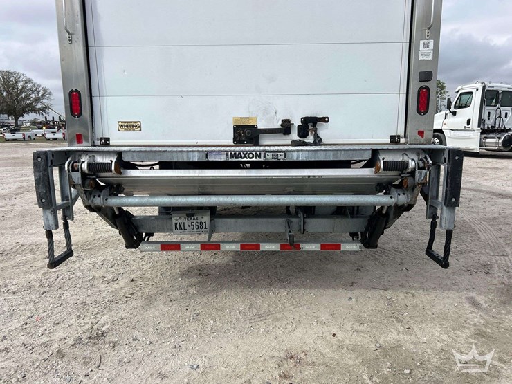 2019-international-durastar-4300-image-41