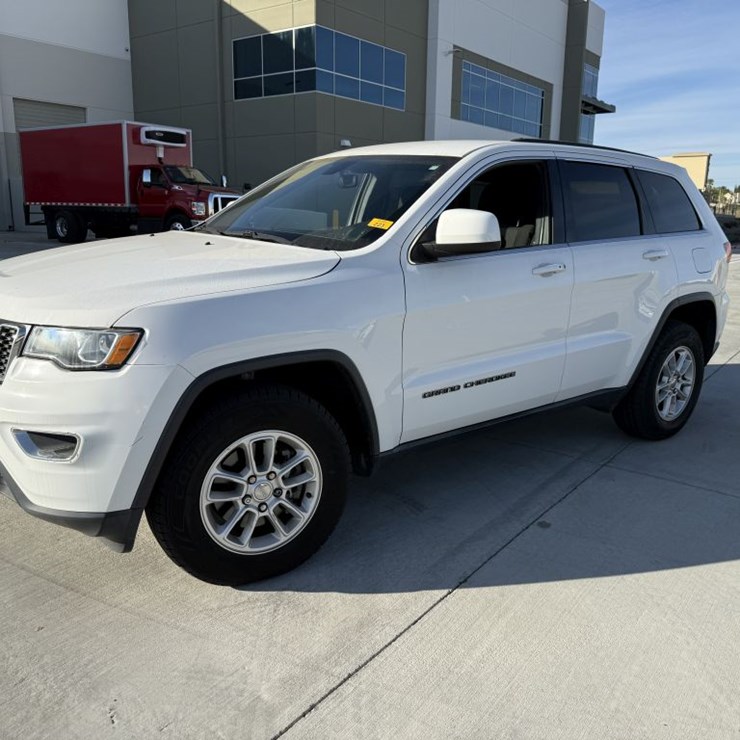 2018 JEEP GRAND CHEROKEE
