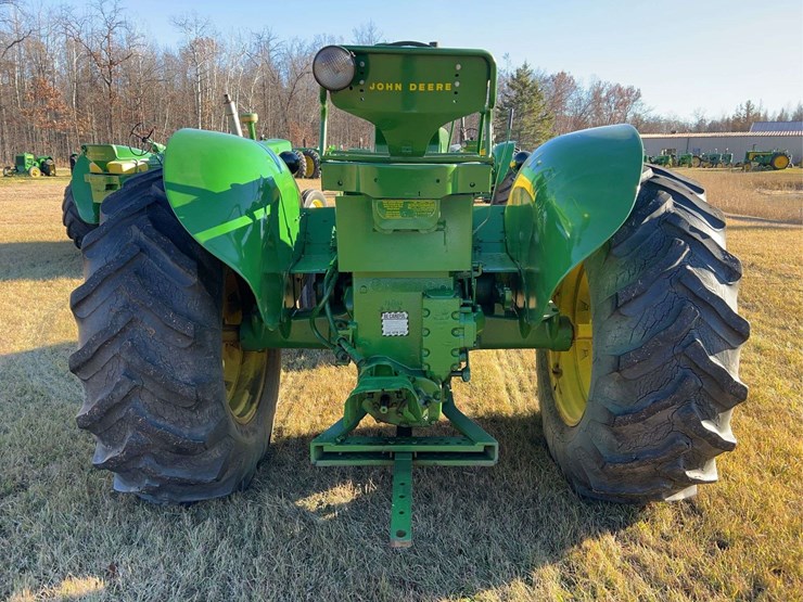 1959-john-deere-730-image-4