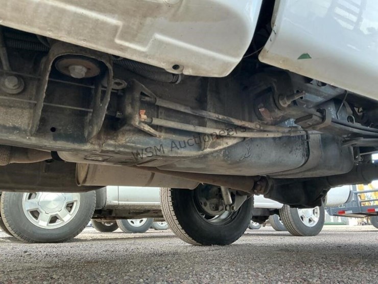 2012-chevrolet-silverado-1500-image-22