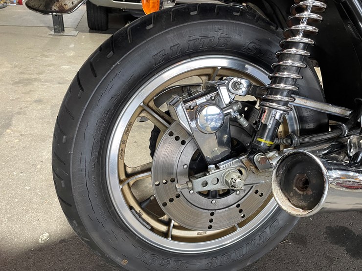 #3814-•-1980-kawasaki-z1-classic-motorcycle-(has-wi-title)-image-10