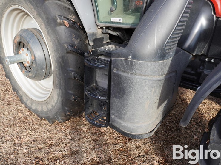 2017-case-ih-maxxum-135-image-9