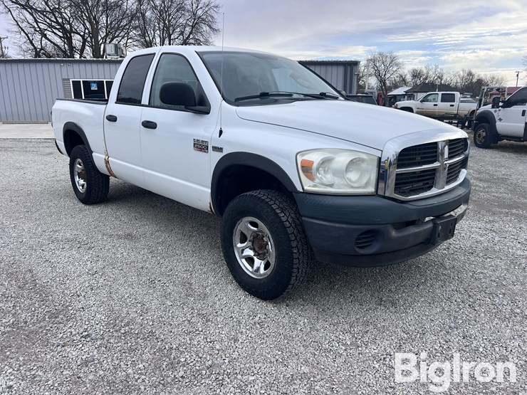 2009-dodge-ram-2500-image-3