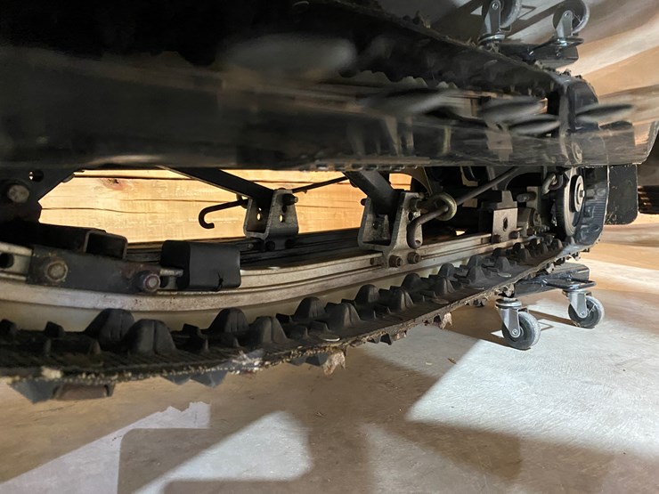 #3781-•-1975-arctic-cat-el-tigre'-250-z-snowmobile-image-20