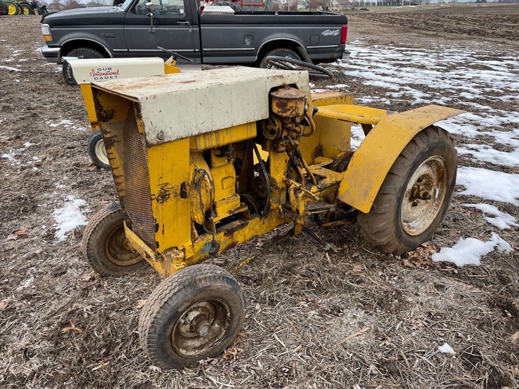 international-cub-image-2