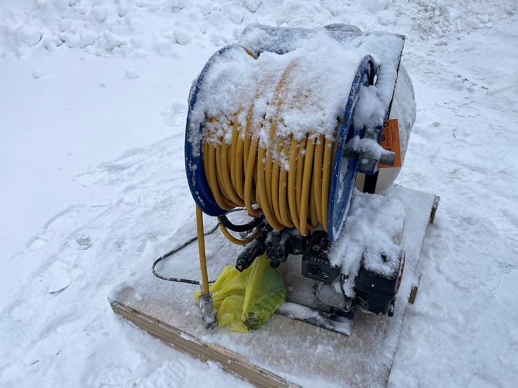 #3830-•-used-pressure-washer-unit-image-2