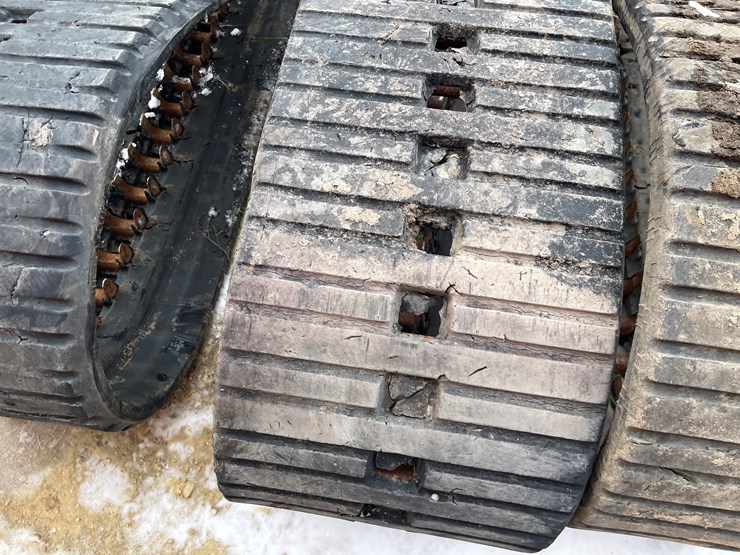 #3795-•-(4)-used-skid-steer-tracks-image-13