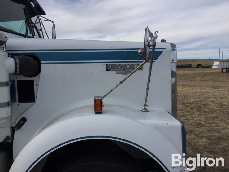 1983-kenworth-w900b-image-16