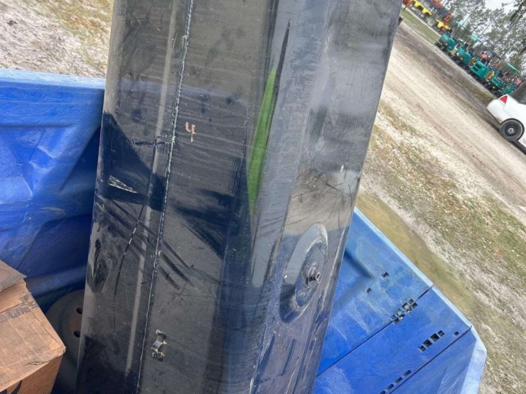 85-gallon-diesel-fuel-tank-and-brakes-shoe-kit-image-9