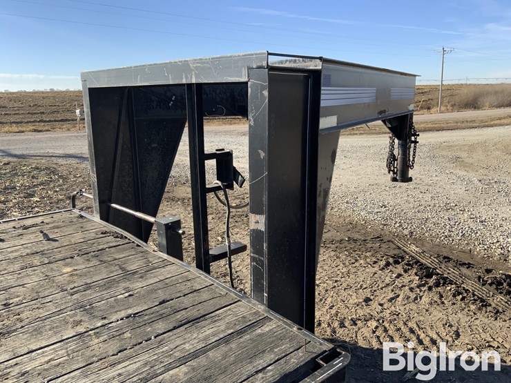 1997-titan-trailer-image-19