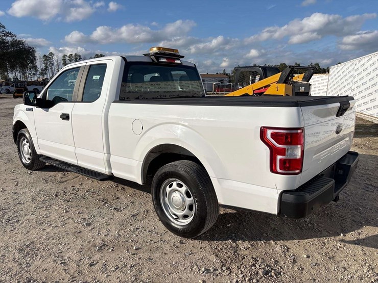 2018-ford-f150-image-4
