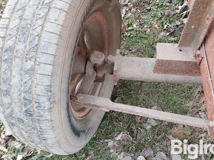 david-bradley-10'-flare-box-wagon-image-18