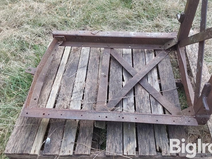 3-pt-carry-all-image-12