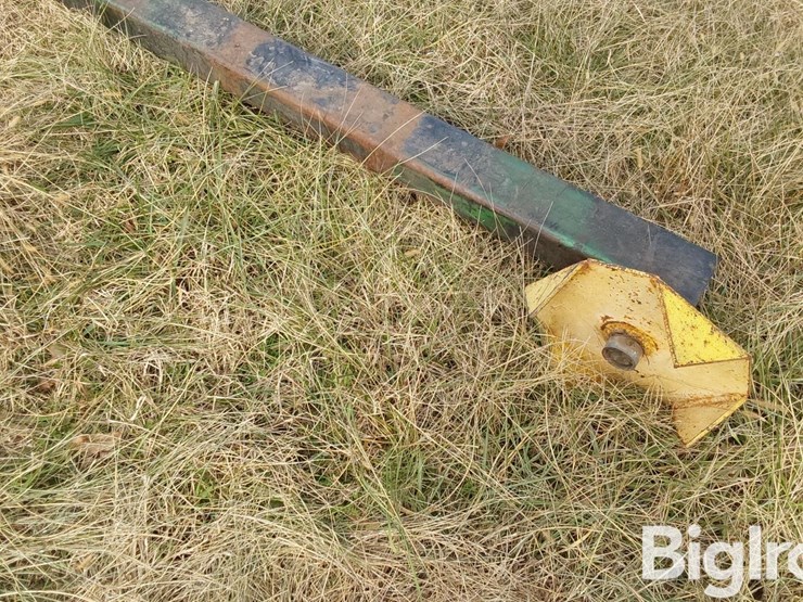 caterpillar-22-image-15