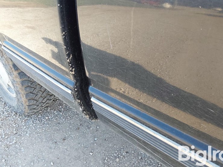 1997-chevrolet-silverado-1500-image-18