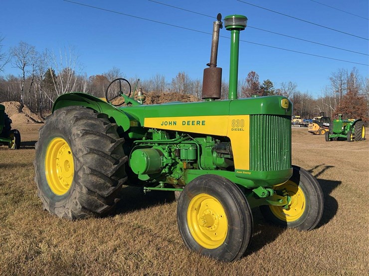 1959-john-deere-830-image-1