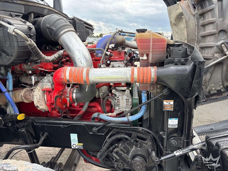 2019-kenworth-t880-image-21