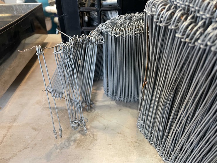 #6356-•-fence-ratchets-and-double-loop-wire-ties-image-2