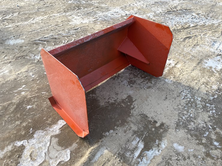 #2026-•-new-kc-mini-36"-snow-pusher-image-3