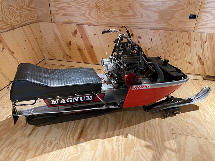 #3793-•-1970-rupp-440-magnum-snowmobile-image-21