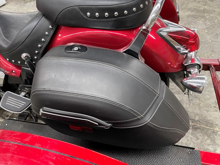 #1010-•-2011-yamaha-v-star-950-tourer-motorcycle-with-trike-kit-(has-wi-title)-image-18