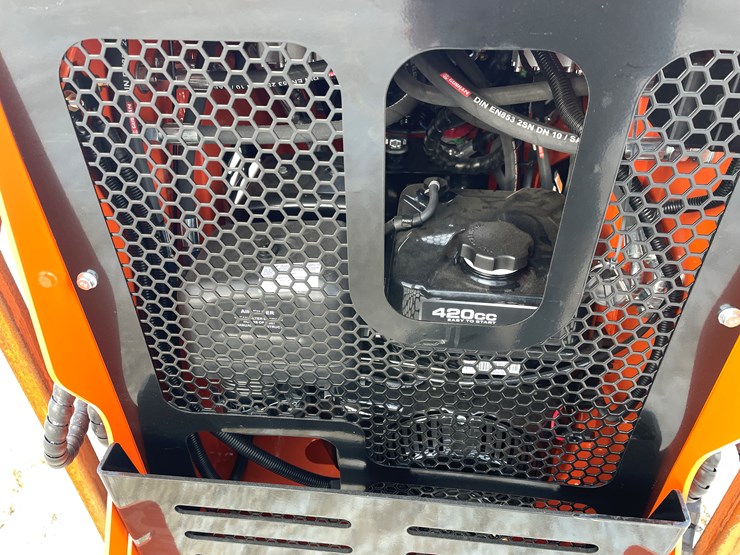 #301-•-mms-mini-skid-steer-ride-on-loader-image-19