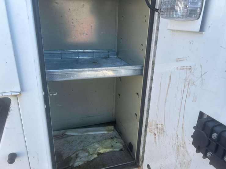 2012-ford-f550-image-30