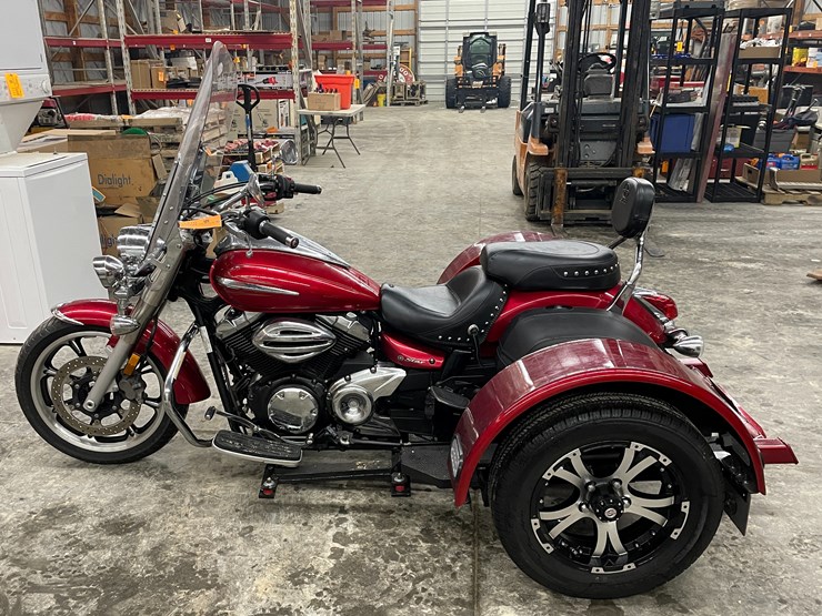 #1010-•-2011-yamaha-v-star-950-tourer-motorcycle-with-trike-kit-(has-wi-title)-image-8