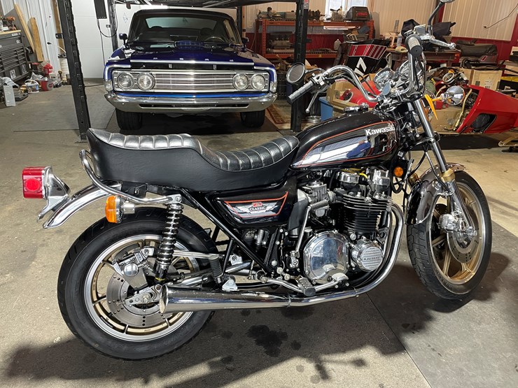 #3814-•-1980-kawasaki-z1-classic-motorcycle-(has-wi-title)-image-7