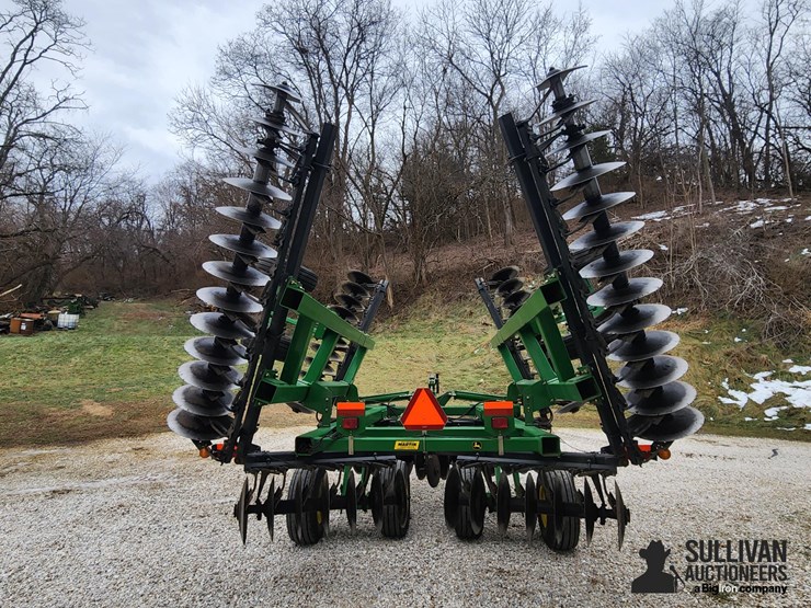 2011-john-deere-637-image-6