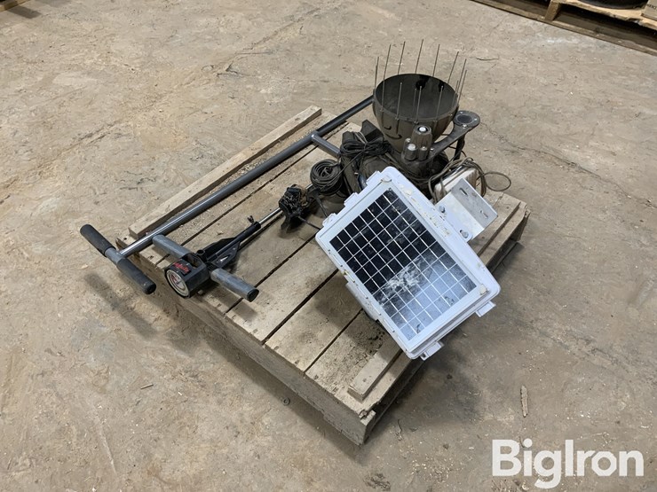 davis-vantage-pro-2-weather-station-&-soil-tools-image-5