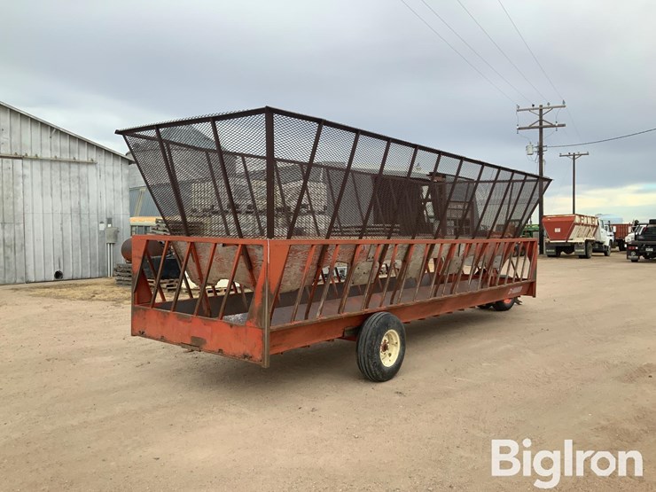 econo-grazer-bale-feeder-wagon-image-5