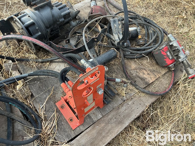 sullair-high-volume-air-compressor-image-11