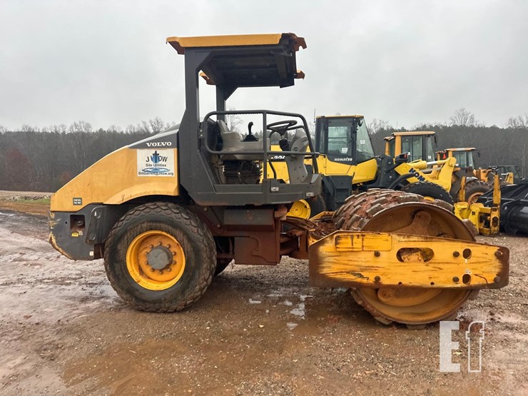 2014-volvo-sd75-image-5