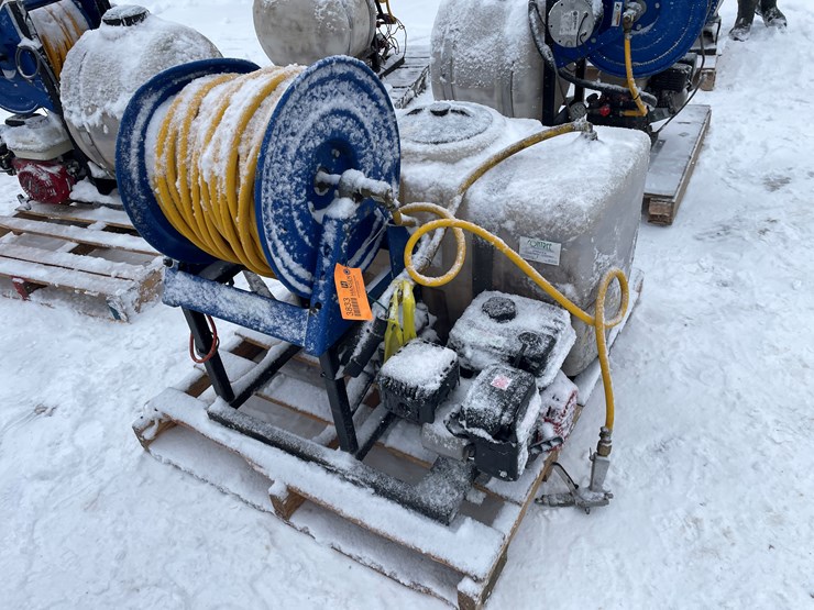 #3833-•-used-pressure-washer-unit-image-2