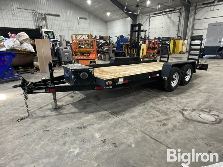 2022-cross-country-4hd16-16'-t/a-utility-trailer-w/ramps-image-1