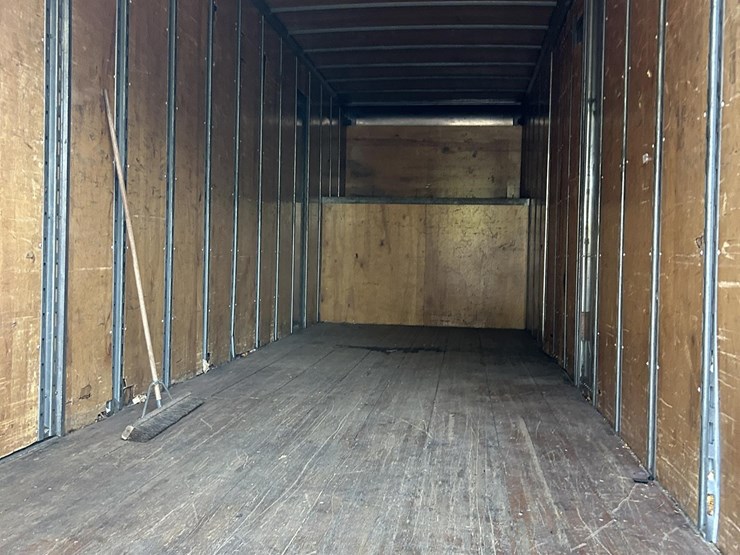 2001-international-4700-image-47