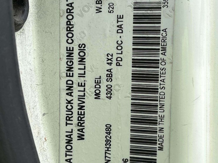 2007-international-durastar-4300-image-5