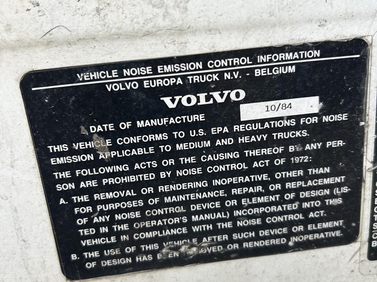 2015-volvo-f6-image-24