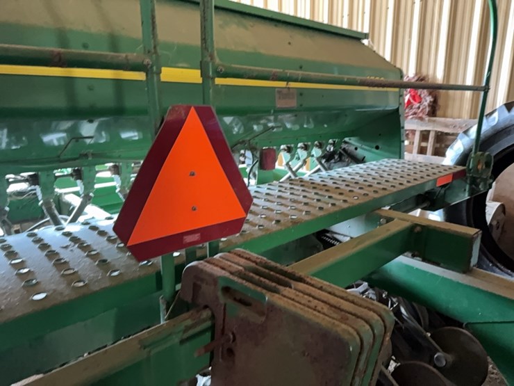 john-deere-1560-image-29