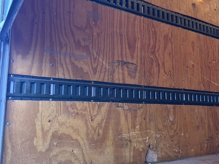 1998-isuzu-ftr-image-12