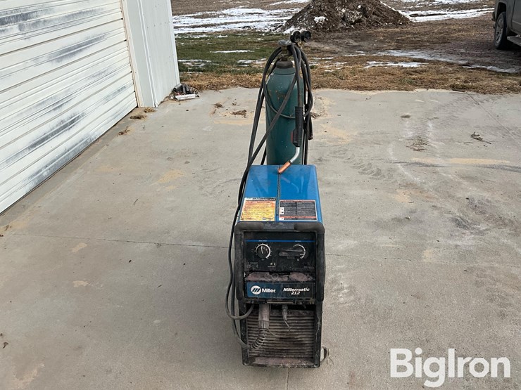 miller-millermatic-212-wire-feed-mig-welder-image-2