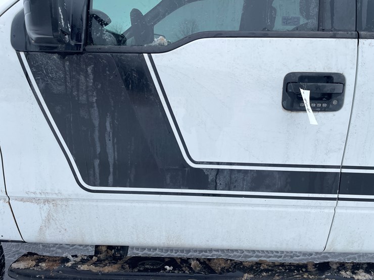 2012-ford-f150-image-32