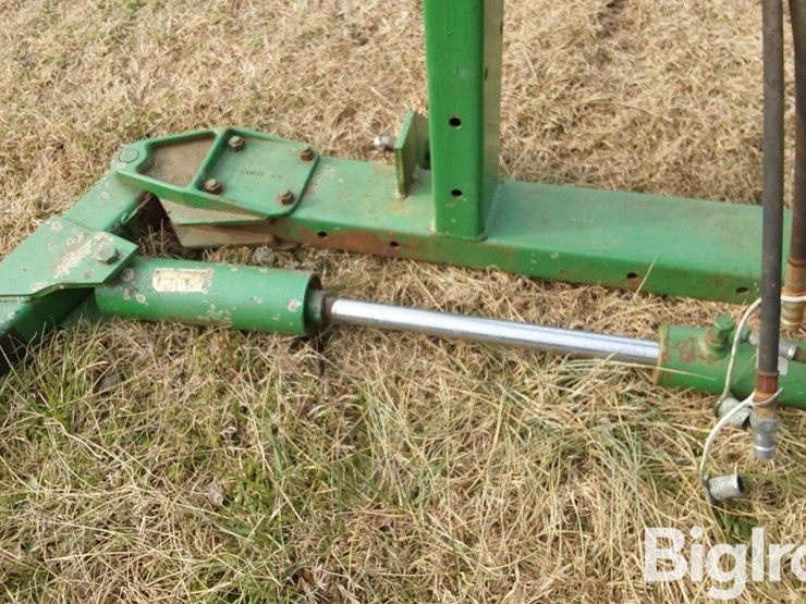 caterpillar-22-image-12