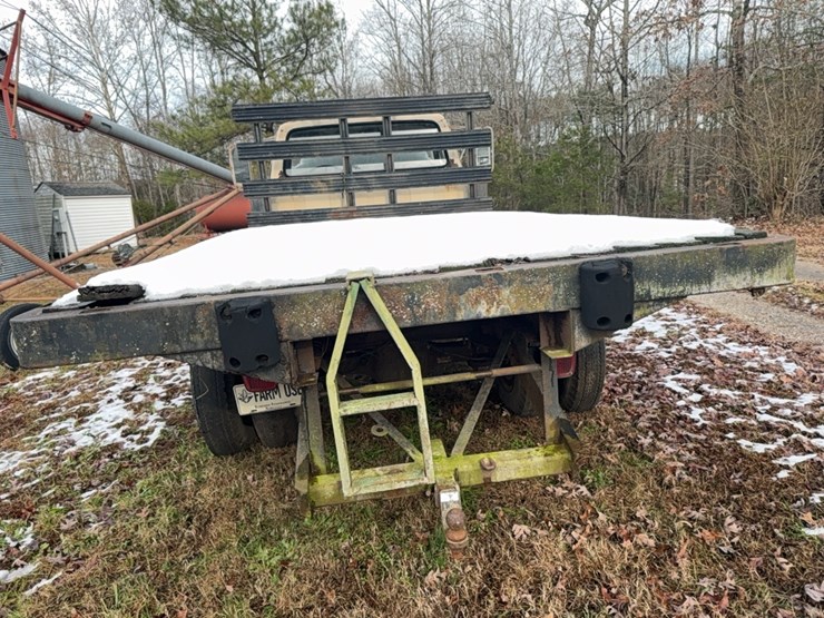 1977-ford-600-image-30