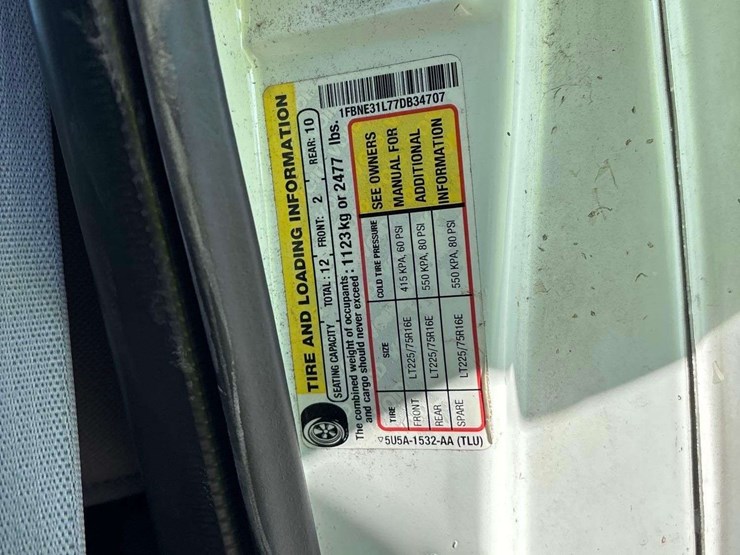 2007-ford-e350-image-5