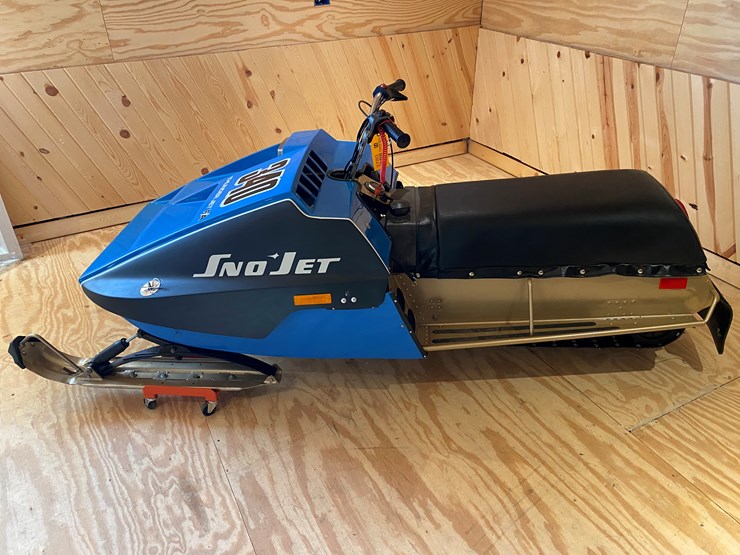 #3780-•-1974-sno-jet-340-thunder-jet-f/a-snowmobile-image-3