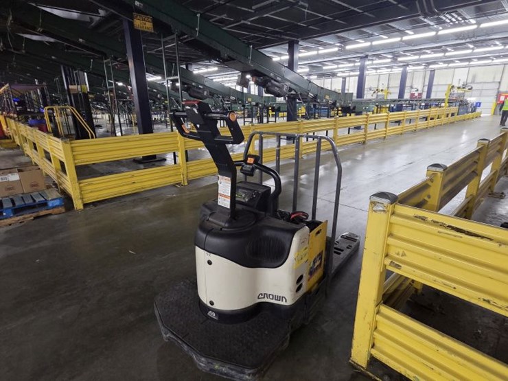 2021-crown-pe4500-60-image-2