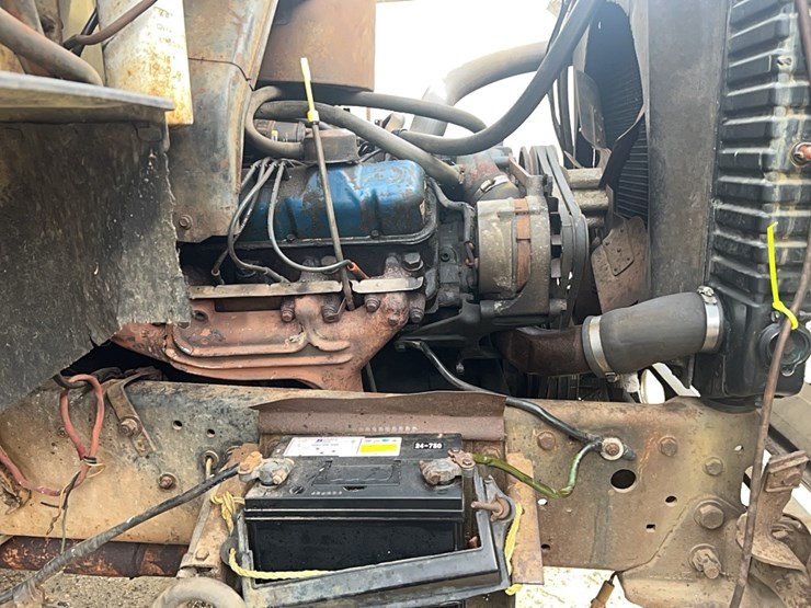 1975-ford-880-image-26