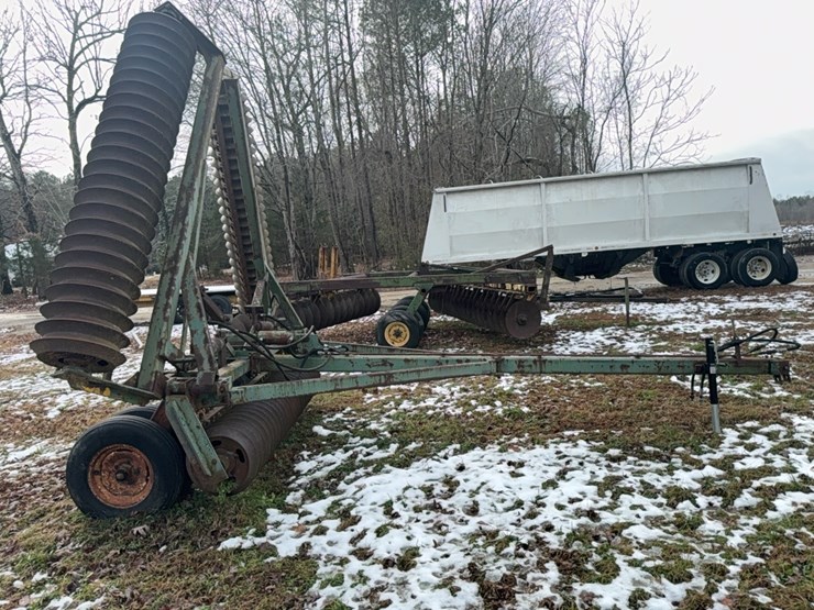 24-ft-folding-3-section-cultipacker-pull,-brillion;-located-at-7241-roxbury-rd,-charles-city,-va,-please-call-804.651.4404-with-questions-image-44